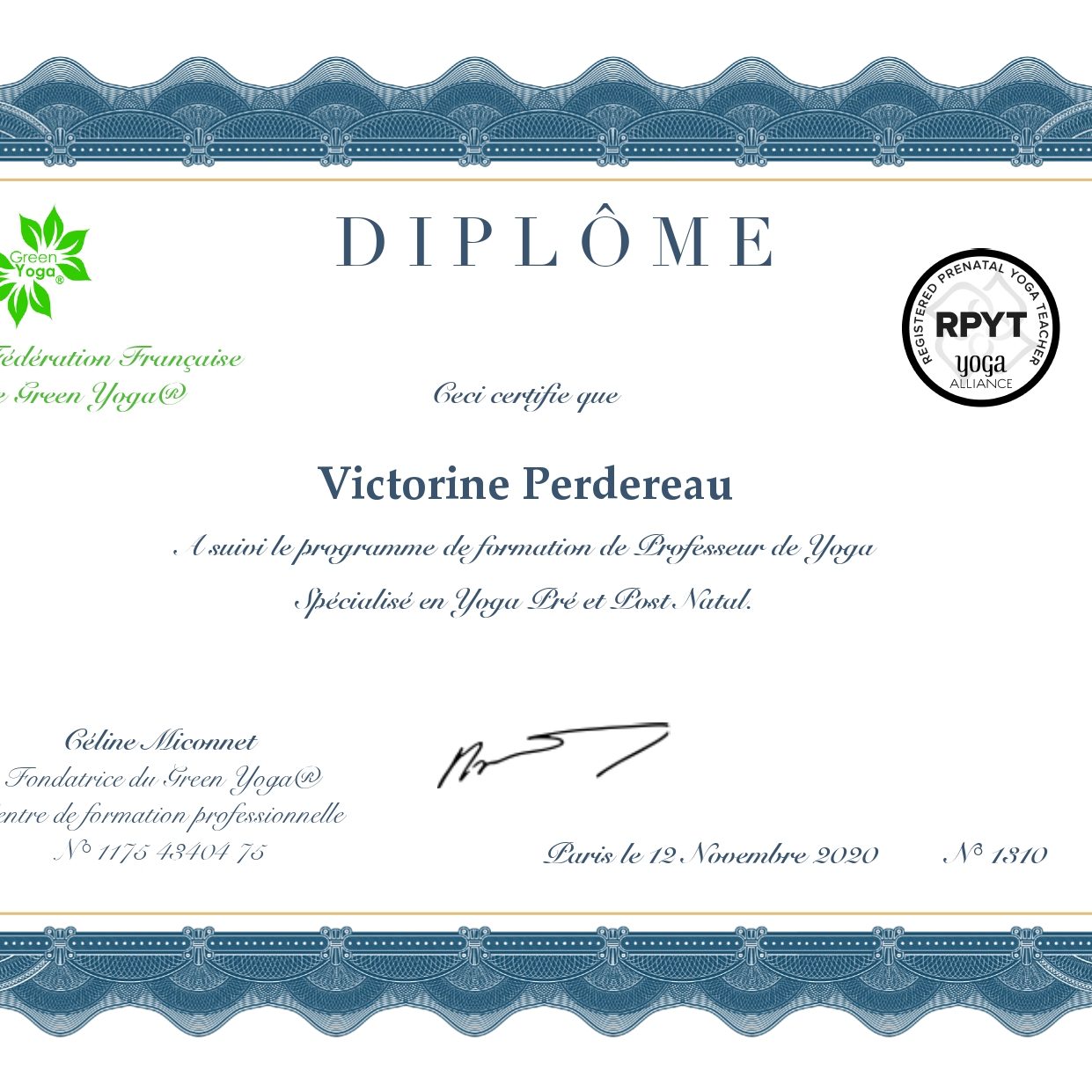 Diplôme Professeure de Yoga pré & post natal RPYT Victorine Perdereau